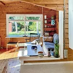 Vakantiehuis Lovely In With Wifi *